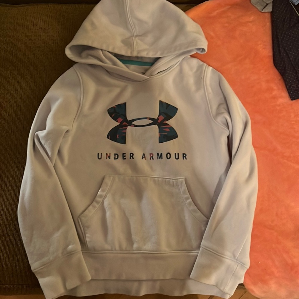 UNDER ARMOUR girls hoodie